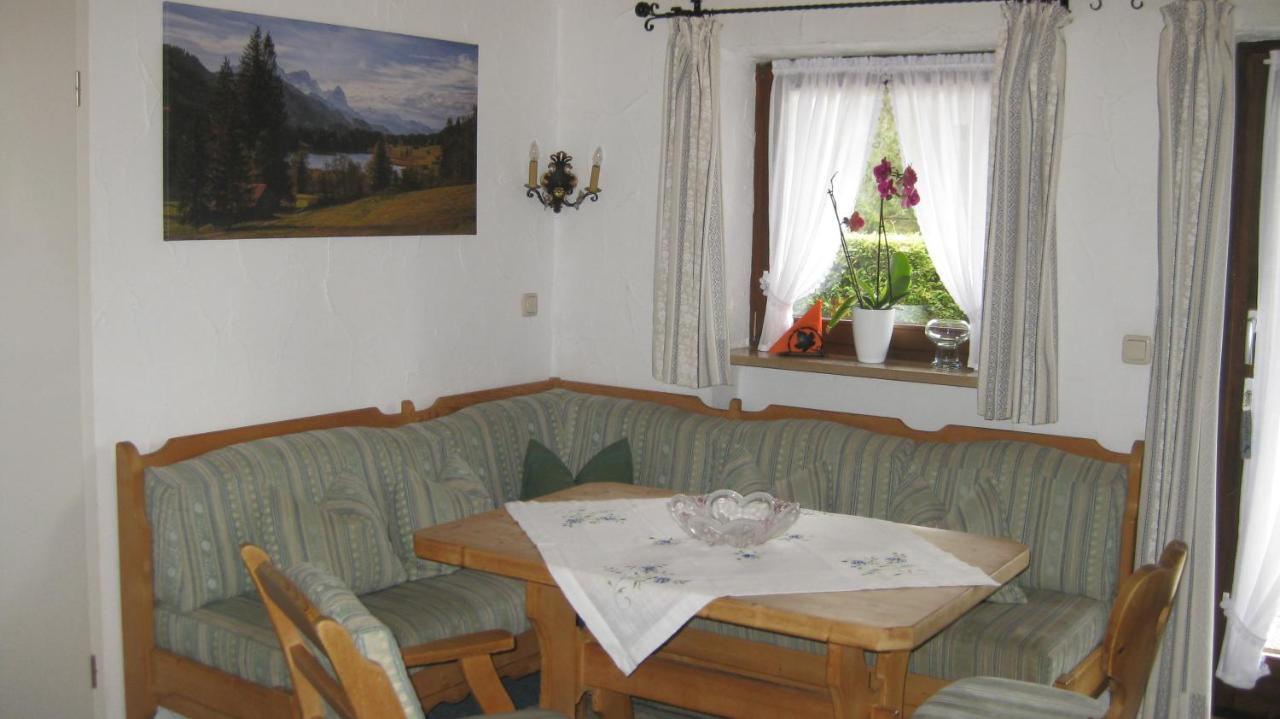Landhaus Wiesenhof Garmisch-Partenkirchen Bagian luar foto